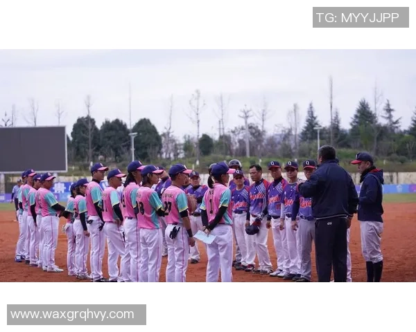 熊猫杯慢垒联赛分区赛圆满落幕17支球队成功晋级总决赛 熊猫杯慢垒联赛分区赛圆满落幕17支球队成功晋级总决赛